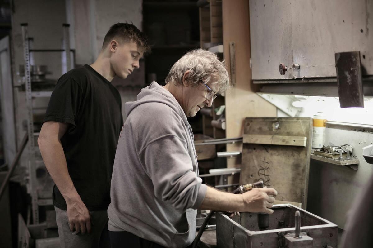 Registered Apprenticeships: Earn While You Learn and Get Paid Training